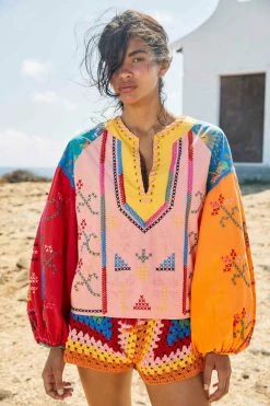 FARM RIO New In Color Block Embroidered Blouse