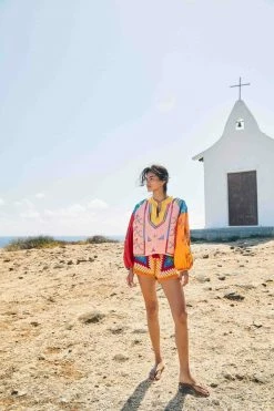 FARM RIO New In Color Block Embroidered Blouse