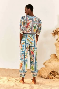 FARM RIO Tropical Tiles Cropped Pants