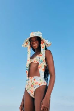 FARM RIO New In Copacabana Bikini Top