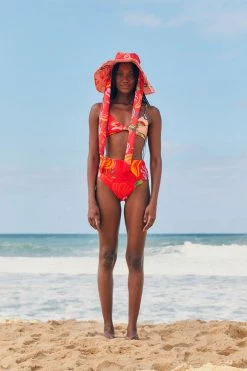 FARM RIO MIXED FRUITS OCEAN BIKINI TOP
