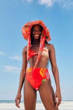 FARM RIO MIXED FRUITS OCEAN BIKINI BOTTOM