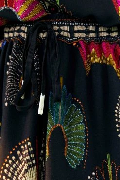 FARM RIO BLACK WONDERFUL HEADDRESS UNISEX SHORTS New In