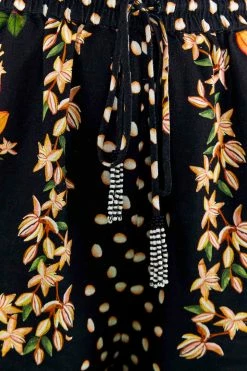 FARM RIO COCOA PARADISE DRAWSTRING SHORTS Most Loved