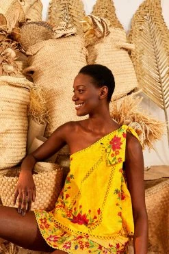 FARM RIO New In Yellow Flower Dream One Shoulder Blouse
