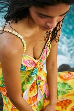 FARM RIO Yellow Beaks & Bananas Blouse