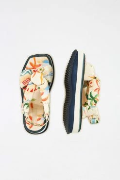FARM RIO COPACABANA SCARF FLATFORM SANDAL Accessories
