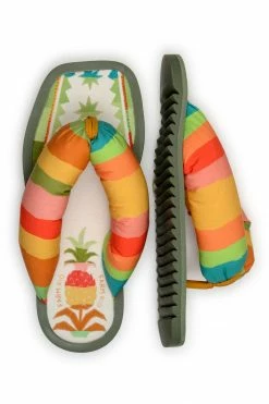 FARM RIO New In PINEAPLE PUFFY FLIP FLOP