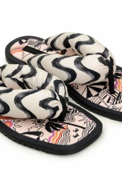 FARM RIO Stripes Puffy Flip Flop Accessories