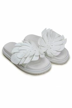 FARM RIO WHITE MONSTERA ANATOMIC SLIDE SANDAL