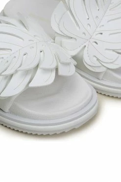 FARM RIO WHITE MONSTERA ANATOMIC SLIDE SANDAL