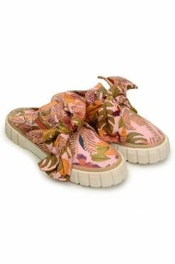 FARM RIO New In SUMMER DREAM MULE SNEAKER WITH BOW