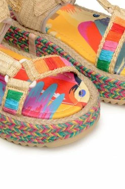 FARM RIO New In COLORFUL TOUCANS FLATFORM RAFFIA VELCRO SANDAL