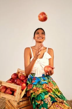 FARM RIO New In OFF WHITE FRONT BOW TOP