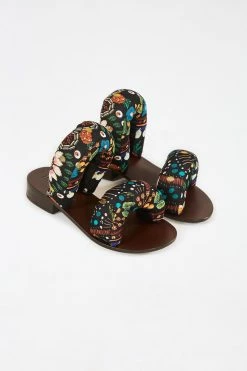 FARM RIO TROPICAL SHINE ROOM PILLOW SANDALS